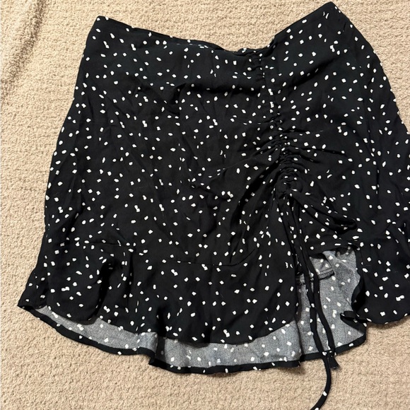 URBAN Romantics Black and White Dotted Skirt - Picture 1 of 3